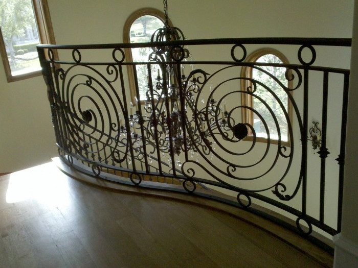 Railings gateway